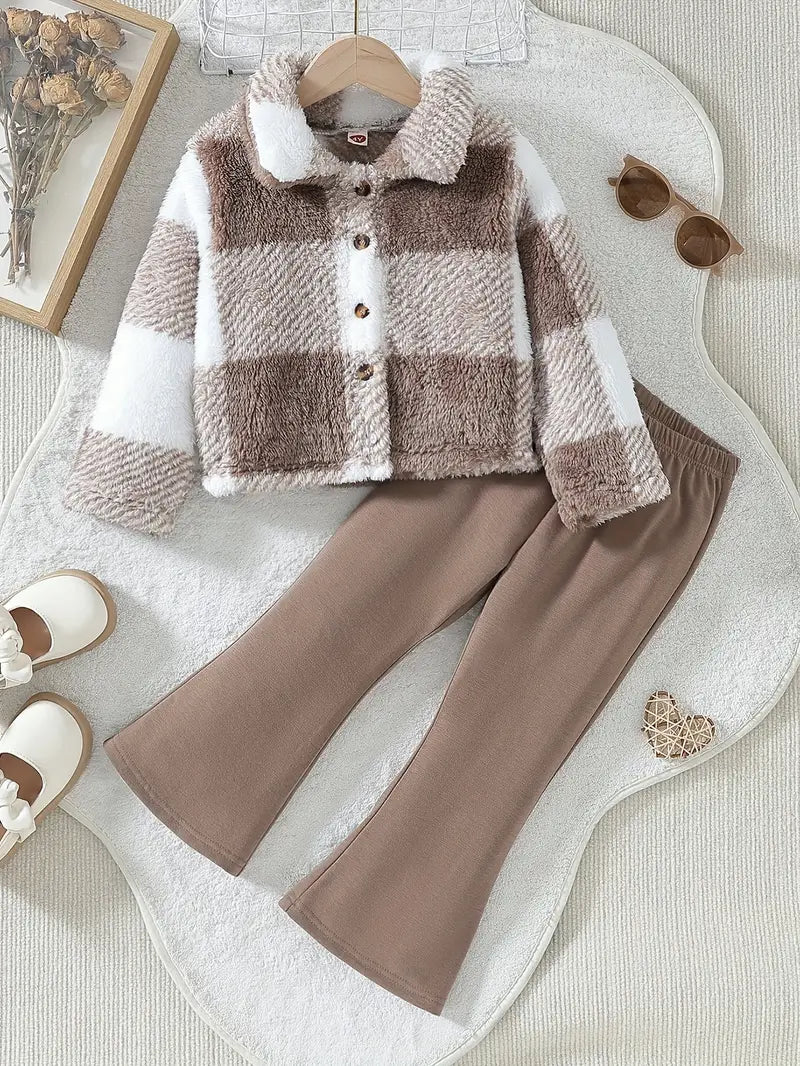 SYNC. Cozy Chic Set
